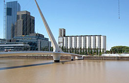 A view of one of the newer bridges across the river in southern Buenos Aires.